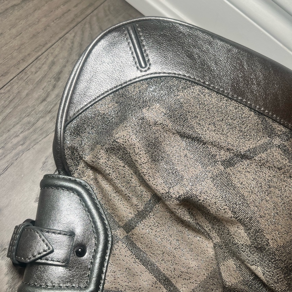 Authentic Burberry Super Nova Check Shoulder Bag - Picture 13 of 16